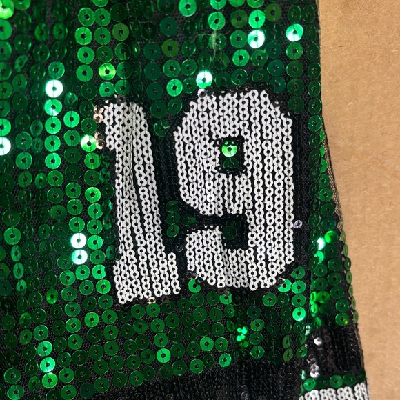 Love Theory Essentials 1992 Emerald Sequin V-Neck Jersey - Picture 7 of 10